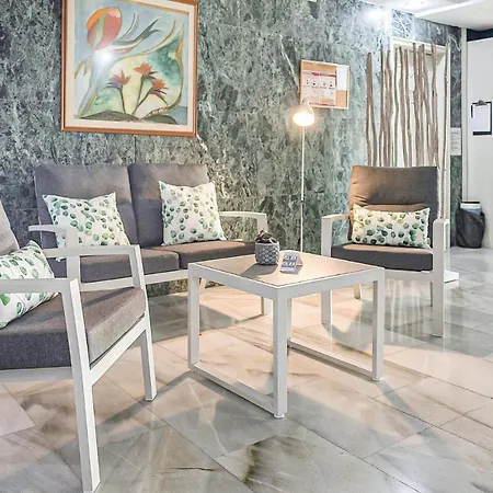 In Puerto De La Cruz With 1 Bedrooms, Wifi And Heated Swimming Pool Apartamento *